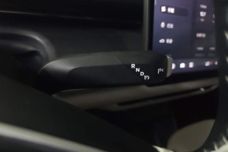 Used CHANGAN NEVO A07 2025 Pure Electric "True Fragrance" Edition 625 Flagship Model Gear Lever