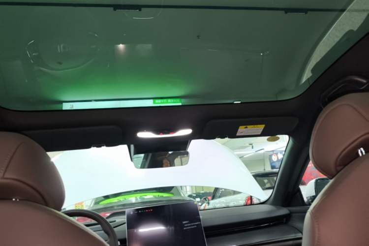 Used CHANGAN NEVO A07 2025 Blue Whale Range-Extending Model 140 Elite Version Headliner