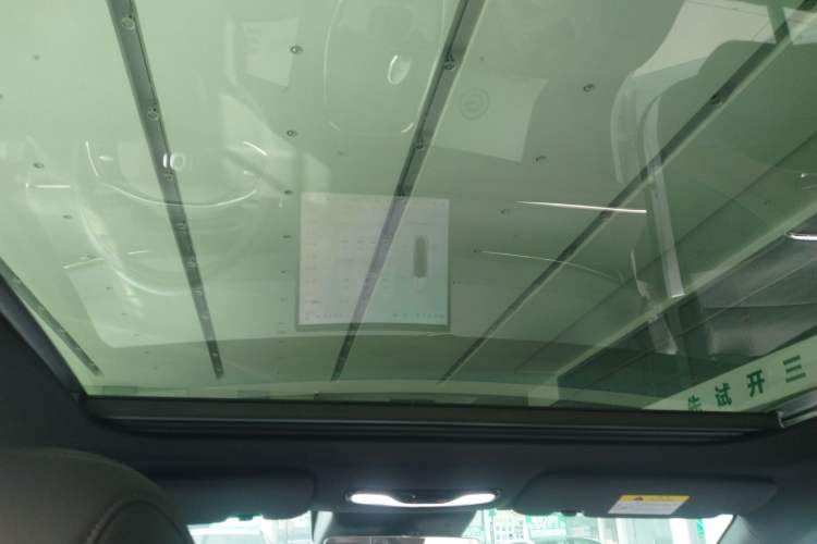 Used CHANGAN NEVO A07 2025 All-Electric "Real Bargain" 525 Luxury Model Headliner