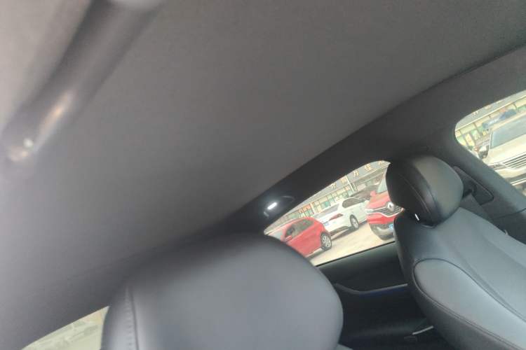 Used CHANGAN NEVO A07 2025 All-Electric "True Fragrance" Edition 710-Mile Long-Range Version Headliner