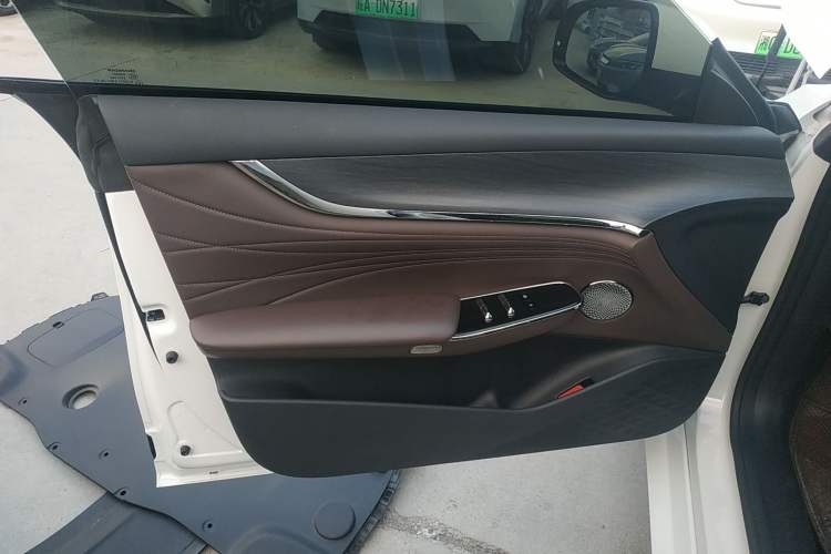 Used CHANGAN NEVO A07 2025 Pure Electric "True Fragrance" Edition 625 Flagship Model Left Front Door Interior