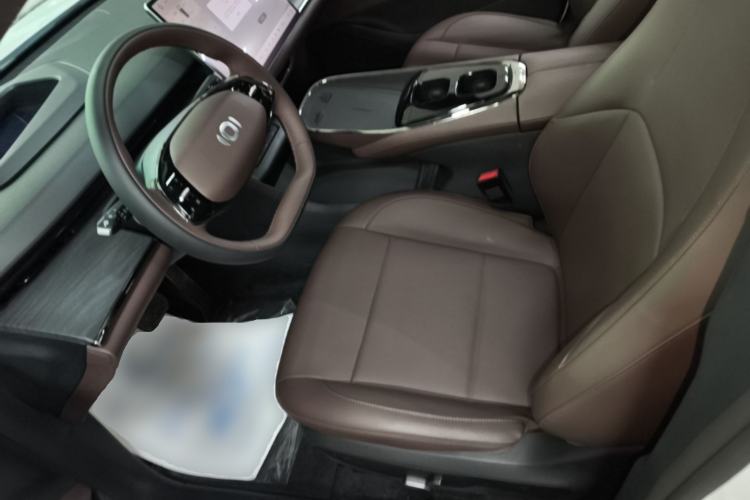 Used CHANGAN NEVO A07 2025 Blue Whale Range-Extending Model 140 Elite Version Left Front Seat