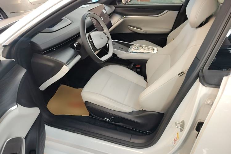 Used CHANGAN NEVO A07 2025 Blue Whale Range-Extending Model 140 Elite Version Left Front Seat