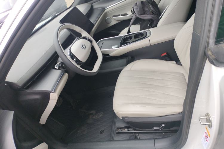 Used CHANGAN NEVO A07 2025 Blue Whale Extended-Range 230 Prestige Model Left Front Seat