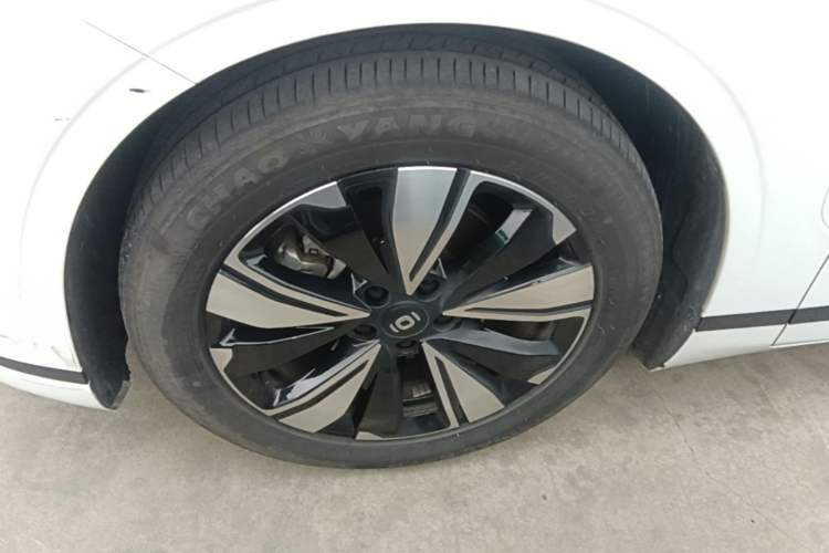 Used CHANGAN NEVO A07 2025 Range-Extended "Truly Delicious" 140 Elite Version Left Front Wheel Hub
