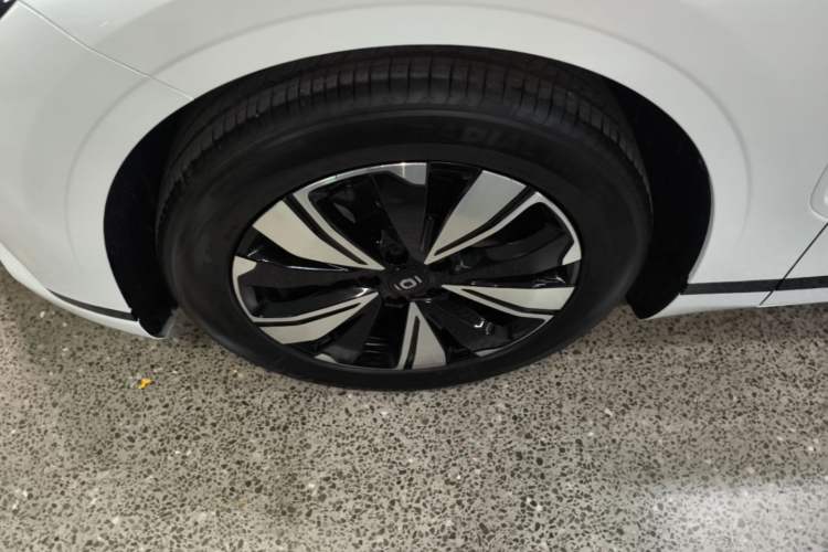 Used CHANGAN NEVO A07 2025 Blue Whale Range-Extending Model 140 Elite Version Left Front Wheel Hub