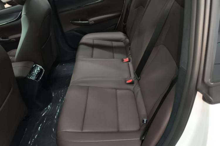 Used CHANGAN NEVO A07 2025 Blue Whale Range-Extending Model 140 Elite Version Left Rear Seat