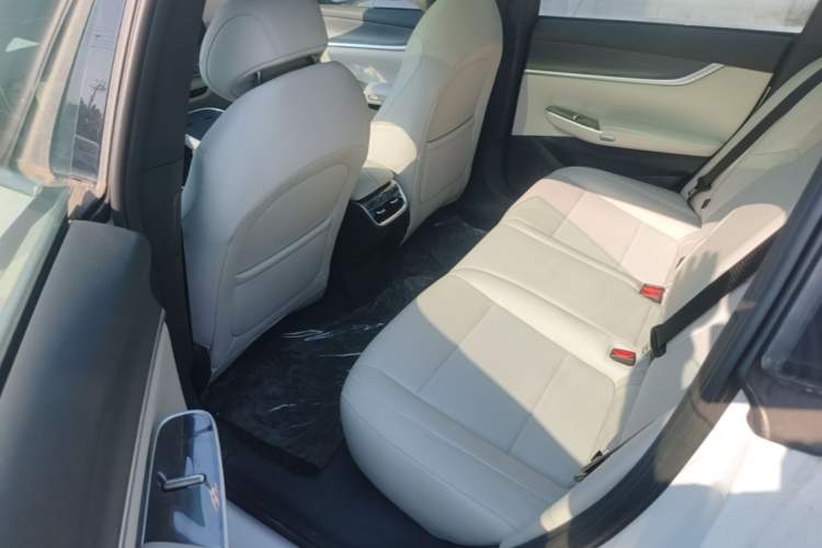Used CHANGAN NEVO A07 2025 All-Electric "Real Bargain" 525 Luxury Model Left Rear Seat