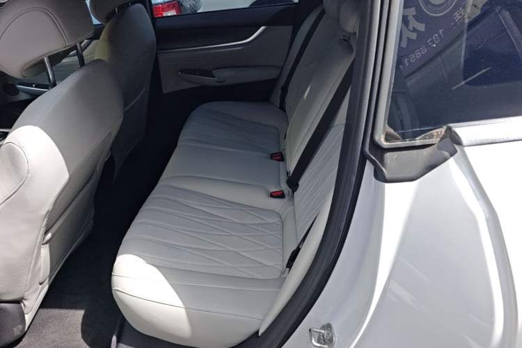 Used CHANGAN NEVO A07 2025 All-Electric "True Fragrance" Edition 710-Mile Long-Range Version Left Rear Seat