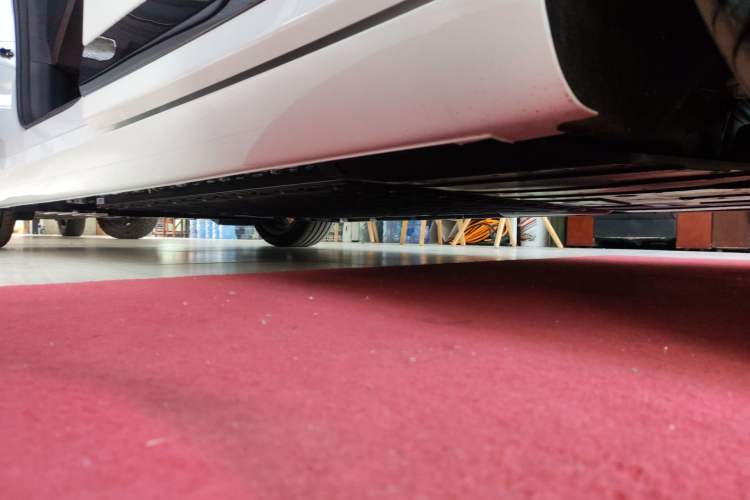Used CHANGAN NEVO A07 2025 Range-Extended "True Fragrant" Edition 230 Flagship Model Left Side Sill