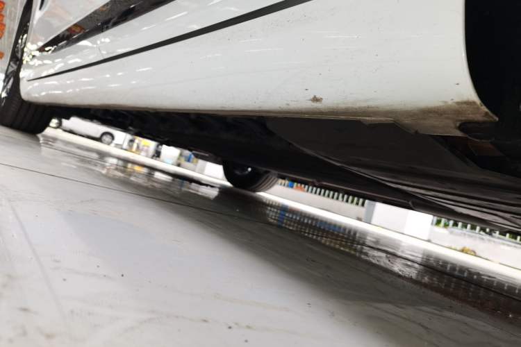 Used CHANGAN NEVO A07 2025 Blue Whale Range-Extending Model 140 Elite Version Left Side Sill
