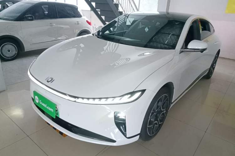 CHANGAN NEVO A07 2025 Blue Whale Pure Electric 710 Flagship Model