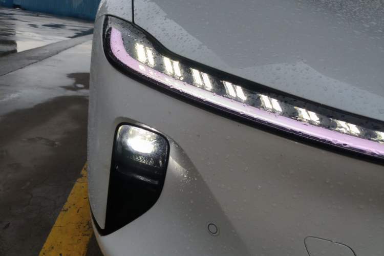 Used CHANGAN NEVO A07 2025 Pure Electric "True Fragrance" Edition 625 Flagship Model Right Front Headlight
