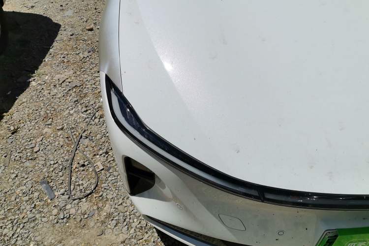 Used CHANGAN NEVO A07 2025 All-Electric "True Fragrance" Edition 710-Mile Long-Range Version Right Front Headlight