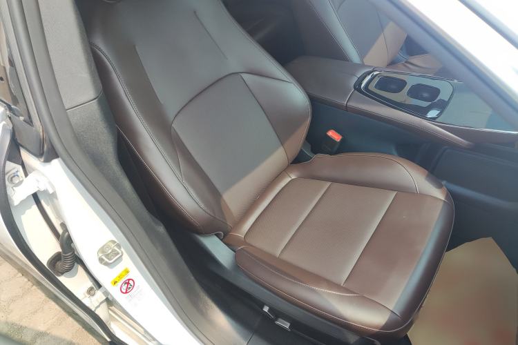 Used CHANGAN NEVO A07 2025 Range-Extended "True Fragrant" Edition 230 Luxury Version Right Front Seat