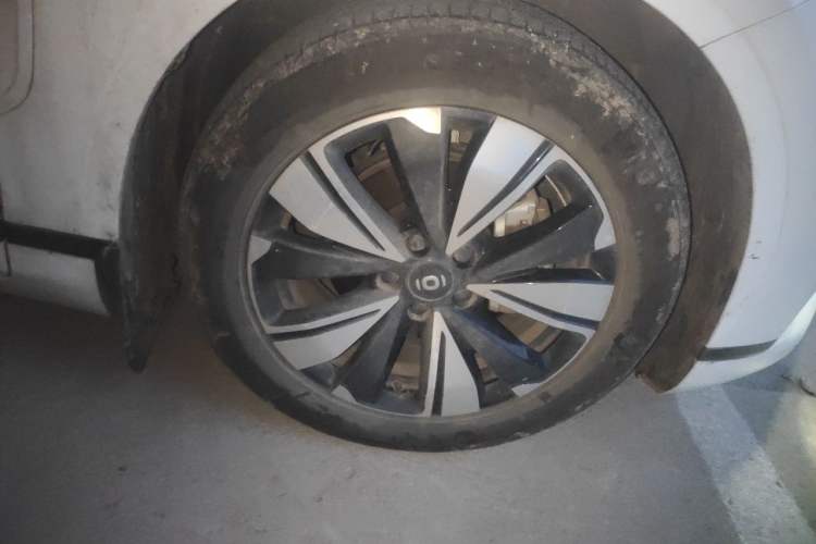 Used CHANGAN NEVO A07 2025 Range-Extended "True Fragrant" Edition 230 Luxury Version Right Front Wheel Hub