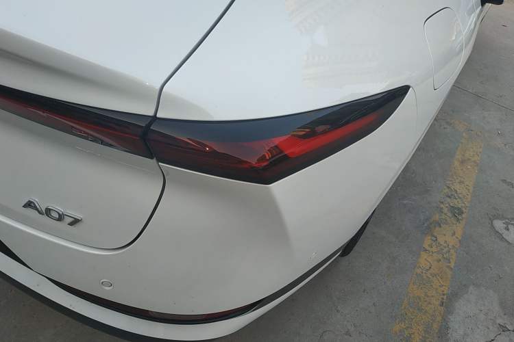 Used CHANGAN NEVO A07 2025 Pure Electric "True Fragrance" Edition 625 Flagship Model Right Rear Taillight