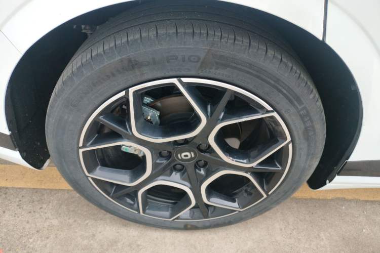 Used CHANGAN NEVO A07 2025 Blue Whale Extended-Range 230 Prestige Model Right Rear Wheel Hub