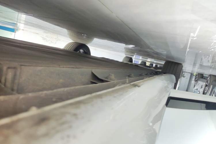 Used CHANGAN NEVO A07 2025 All-Electric "True Fragrance" Edition 710-Mile Long-Range Version Right Side Sill