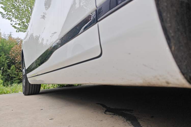 Used CHANGAN NEVO A07 2025 Blue Whale Range-Extending Model 140 Elite Version Right Side Sill