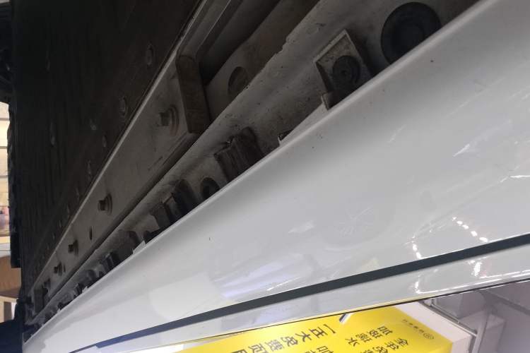 Used CHANGAN NEVO A07 2025 All-Electric "Real Bargain" 525 Luxury Model Right Side Sill