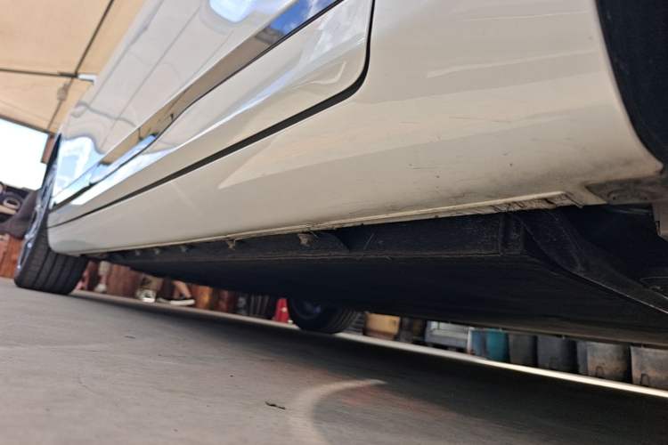 Used CHANGAN NEVO A07 2025 All-Electric "True Fragrance" Edition 710-Mile Long-Range Version Right Side Sill