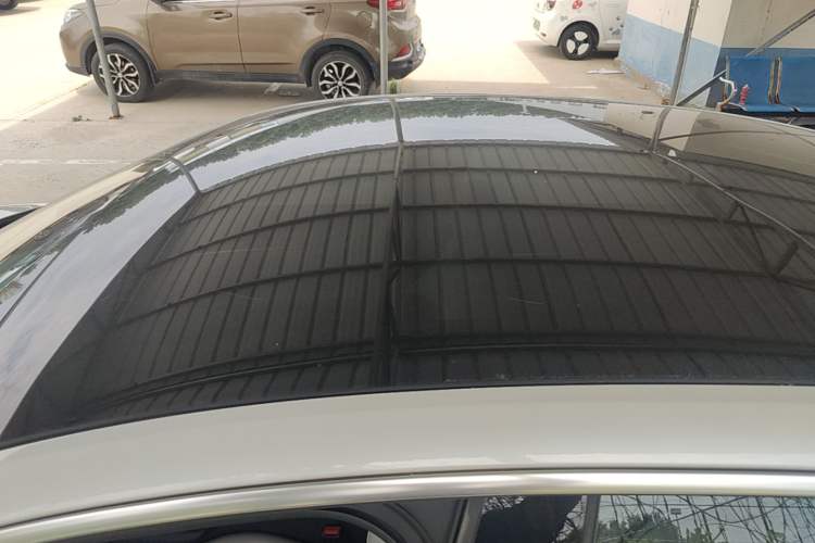 Used CHANGAN NEVO A07 2025 Blue Whale Pure Electric 625 Flagship Model Roof