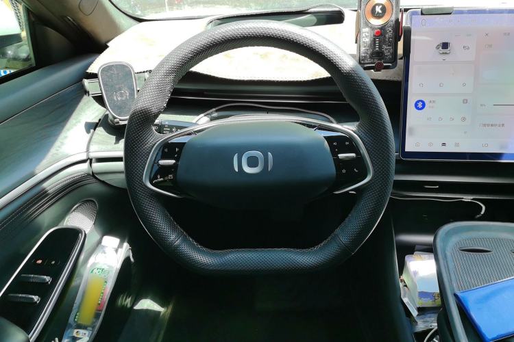 Used CHANGAN NEVO A07 2025 All-Electric "True Fragrance" Edition 710-Mile Long-Range Version Steering Wheel