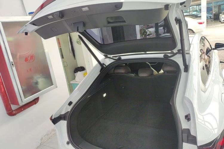 Used CHANGAN NEVO A07 2025 All-Electric "True Fragrance" Edition 710-Mile Long-Range Version Trunk