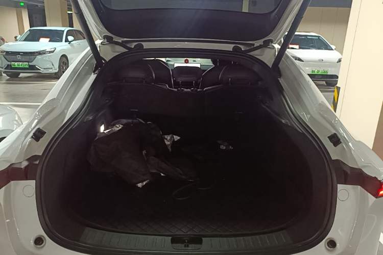 Used CHANGAN NEVO A07 2025 All-Electric "Real Bargain" 525 Luxury Model Trunk