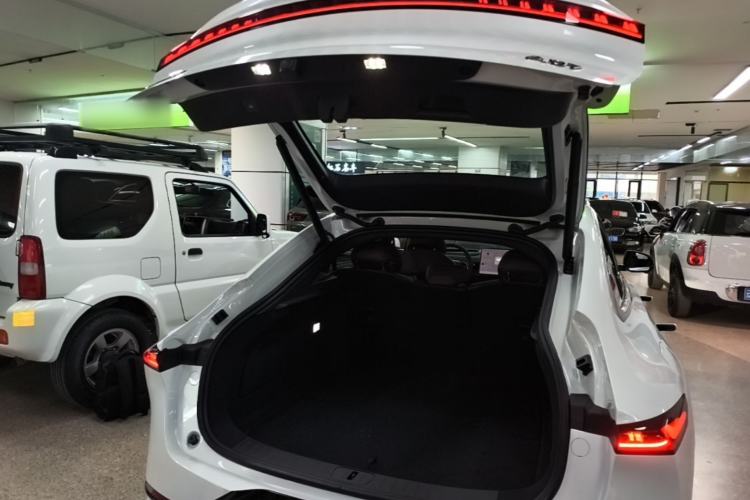 Used CHANGAN NEVO A07 2025 Blue Whale Range-Extending Model 140 Elite Version Trunk