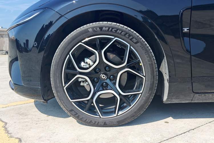 Used CHANGAN NEVO A07 2026 Model Ultra-Long Blue Whale Range-Extending 310 Flagship Edition Exterior 7