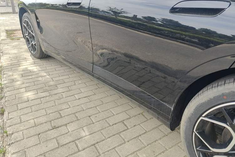 Used CHANGAN NEVO A07 2026 Model Ultra-Long Blue Whale Pure Electric 730 Flagship Edition Left Side Sill