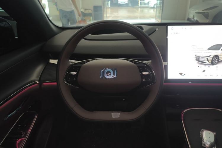 Used CHANGAN NEVO A07 2026 Model Ultra-Long Blue Whale Pure Electric 730 Flagship Edition Steering Wheel