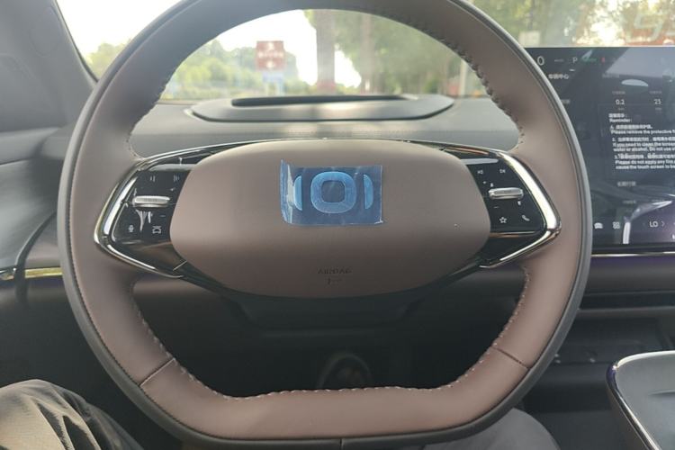 Used CHANGAN NEVO A07 2026 Model Ultra-Long Blue Whale Pure Electric 730 Flagship Edition Steering Wheel