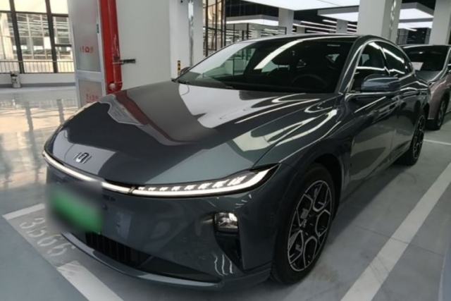 Ojetý CHANGAN NEVO A07 2026 Model Ultra-Long Blue Whale Pure Electric 730 Luxury Edition