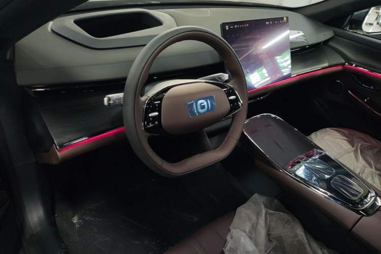 Used CHANGAN NEVO A07 2026 Model Ultra-Long Blue Whale Pure Electric 730 Flagship Edition Center Console