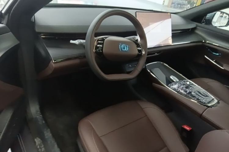 Used CHANGAN NEVO A07 2026 Model Ultra-Long Blue Whale Pure Electric 730 Luxury Edition Center Console
