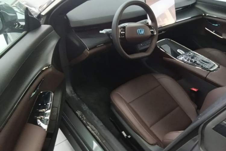 Used CHANGAN NEVO A07 2026 Model Ultra-Long Blue Whale Pure Electric 730 Luxury Edition Driver Seat