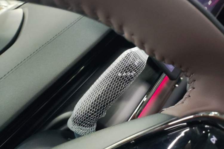 Used CHANGAN NEVO A07 2026 Model Ultra-Long Blue Whale Pure Electric 730 Flagship Edition Gear Lever
