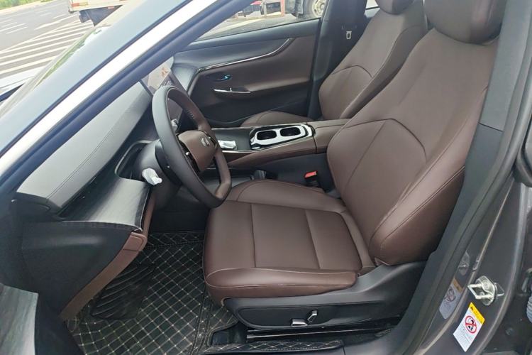 Used CHANGAN NEVO A07 2026 Model Ultra-Long Blue Whale Range-Extending 310 Luxury Edition Left Front Seat