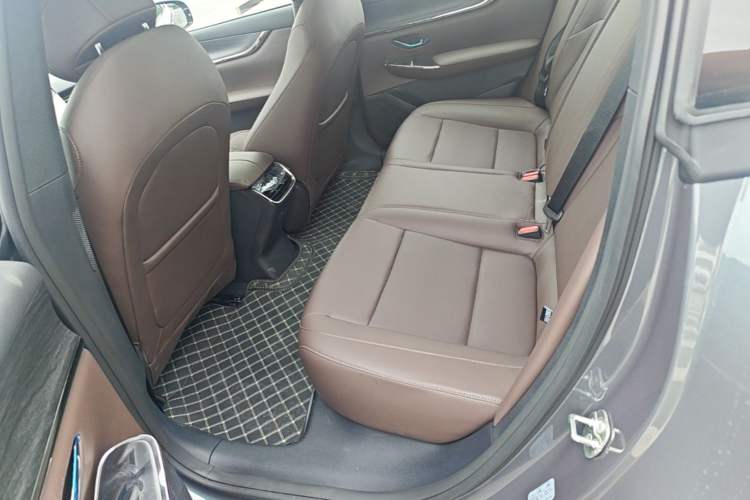 Used CHANGAN NEVO A07 2026 Model Ultra-Long Blue Whale Range-Extending 310 Luxury Edition Left Rear Seat