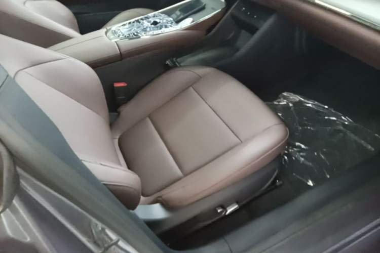 Used CHANGAN NEVO A07 2026 Model Ultra-Long Blue Whale Pure Electric 730 Luxury Edition Right Front Seat
