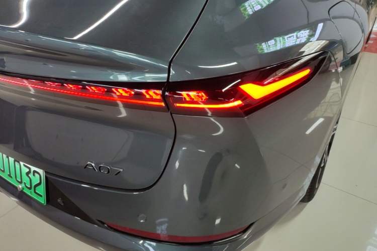 Used CHANGAN NEVO A07 2026 Model Ultra-Long Blue Whale Pure Electric 730 Flagship Edition Right Rear Taillight