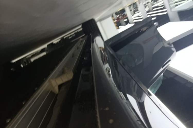 Used CHANGAN NEVO A07 2026 Model Ultra-Long Blue Whale Pure Electric 730 Luxury Edition Right Side Sill
