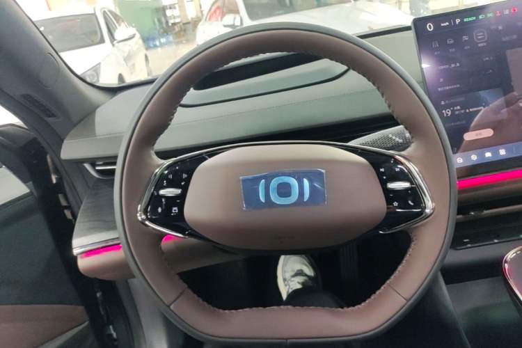 Used CHANGAN NEVO A07 2026 Model Ultra-Long Blue Whale Pure Electric 730 Flagship Edition Steering Wheel
