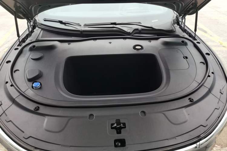 Used CHANGAN NEVO A07 2026 Model Ultra-Long Blue Whale Pure Electric 730 Flagship Edition Engine Bay