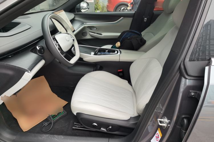 Used CHANGAN NEVO A07 2026 Model Ultra-Long Blue Whale Pure Electric 730 Flagship Edition Left Front Seat