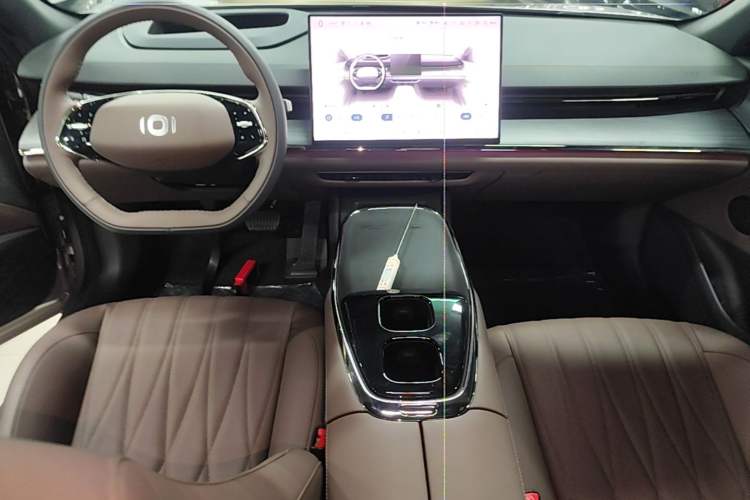 Used CHANGAN NEVO A07 2026 Model Ultra-Long Blue Whale Range-Extending 310 Flagship Edition Center Console
