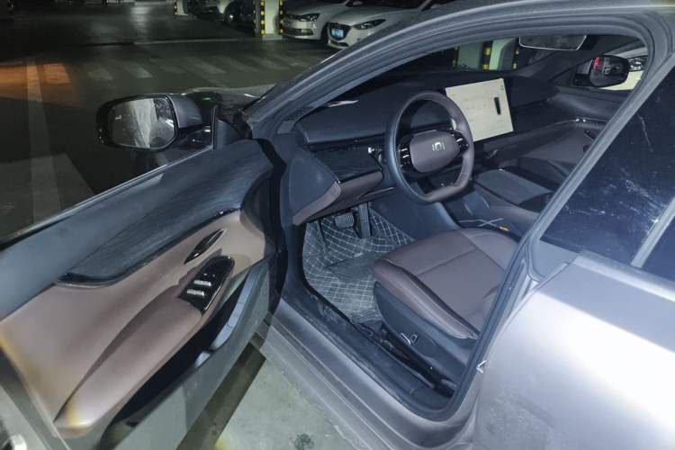 Used CHANGAN NEVO A07 2026 Model Ultra-Long Blue Whale Pure Electric 730 Luxury Edition Driver Seat